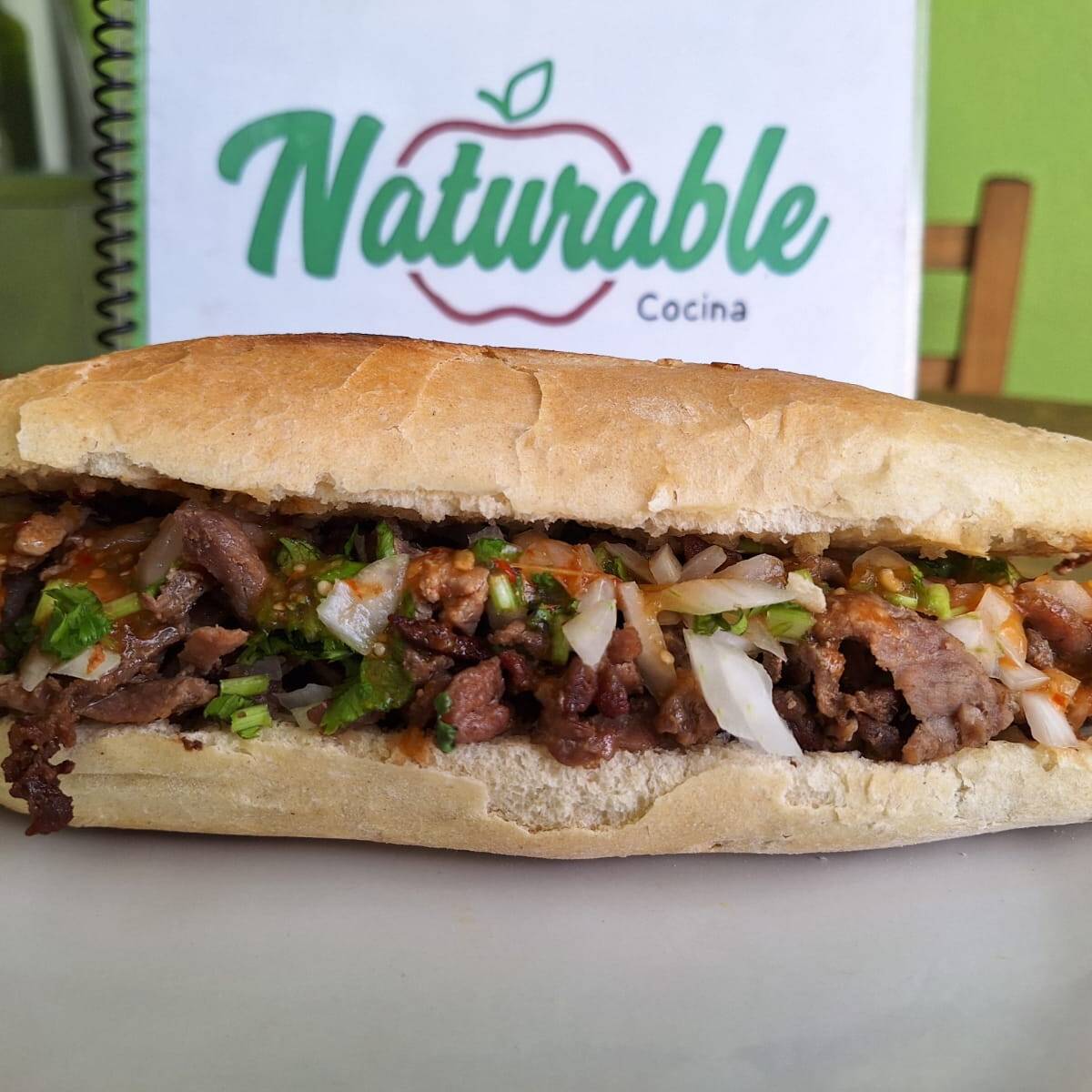 Lonche de Bistec