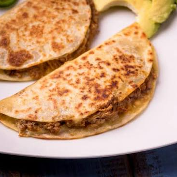 3 Quesadillas con carne
