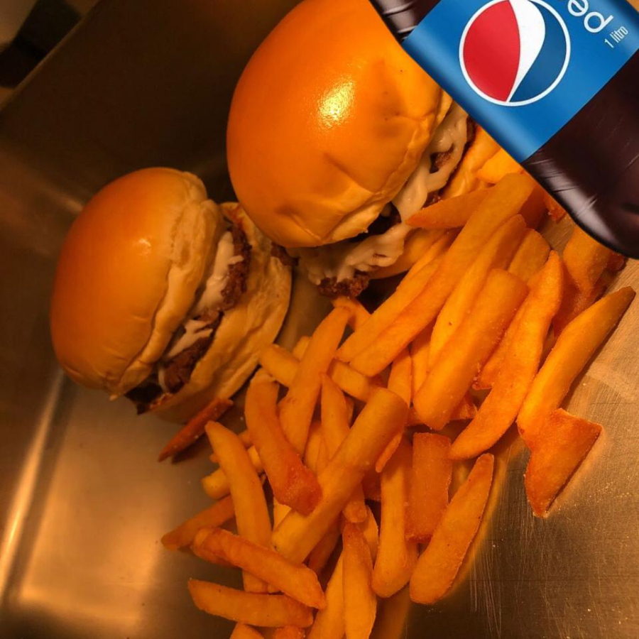 2 - Burguer classic, 1 - Entrada, 1 - Refrigerante