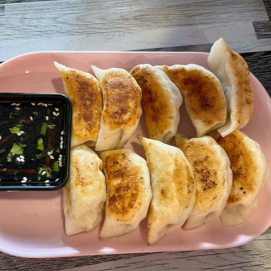 10 Gyozas Mixtas con 2 Salsas Gyoza