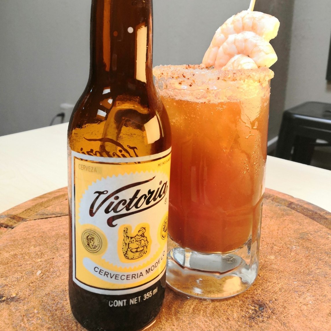 Michelada con Camarón