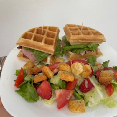 WAFFLE SANDWICH