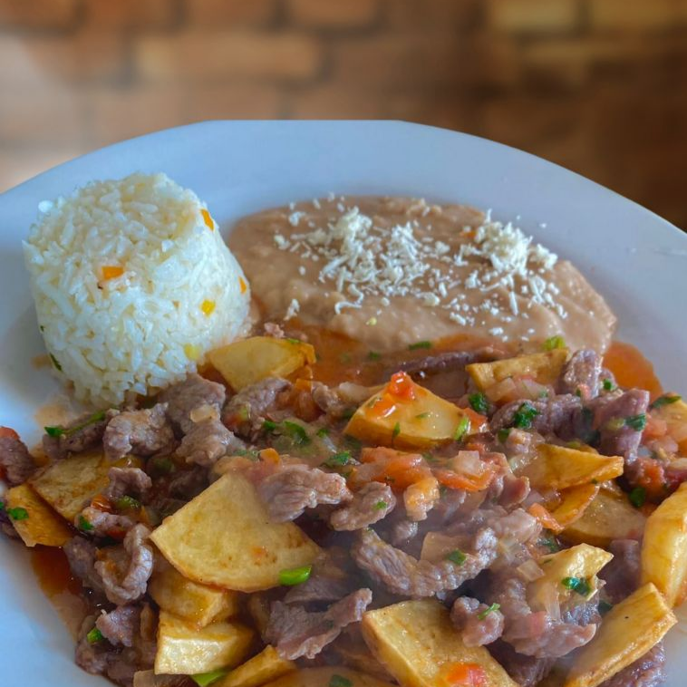 Bistec con Papas