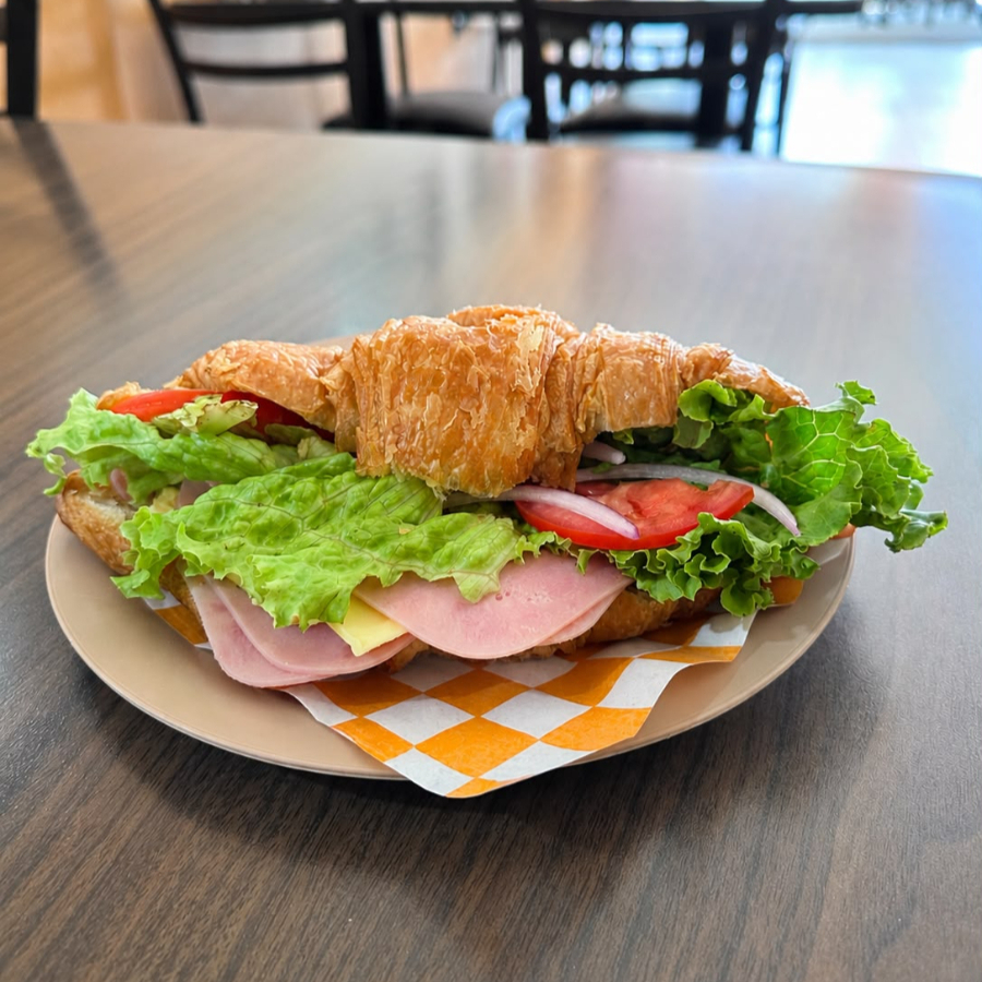 Croissant De Jamón De Pavo