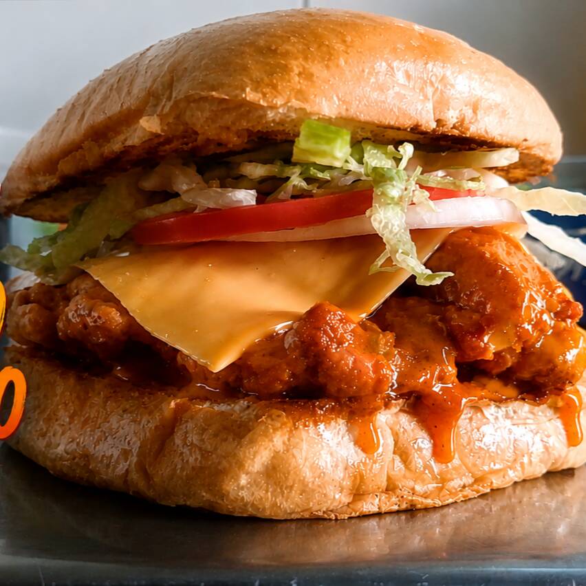 Crispy Chicken bufalo burger