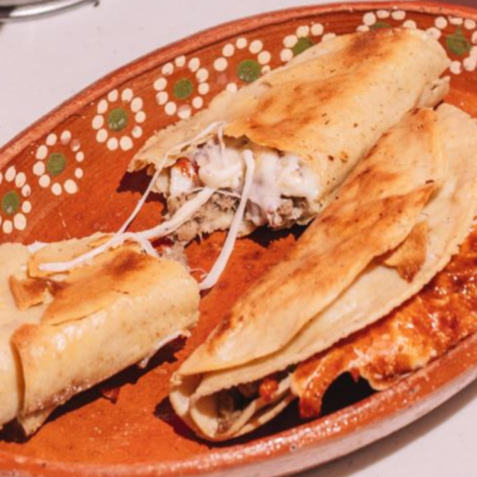 Taco con Queso Dorado