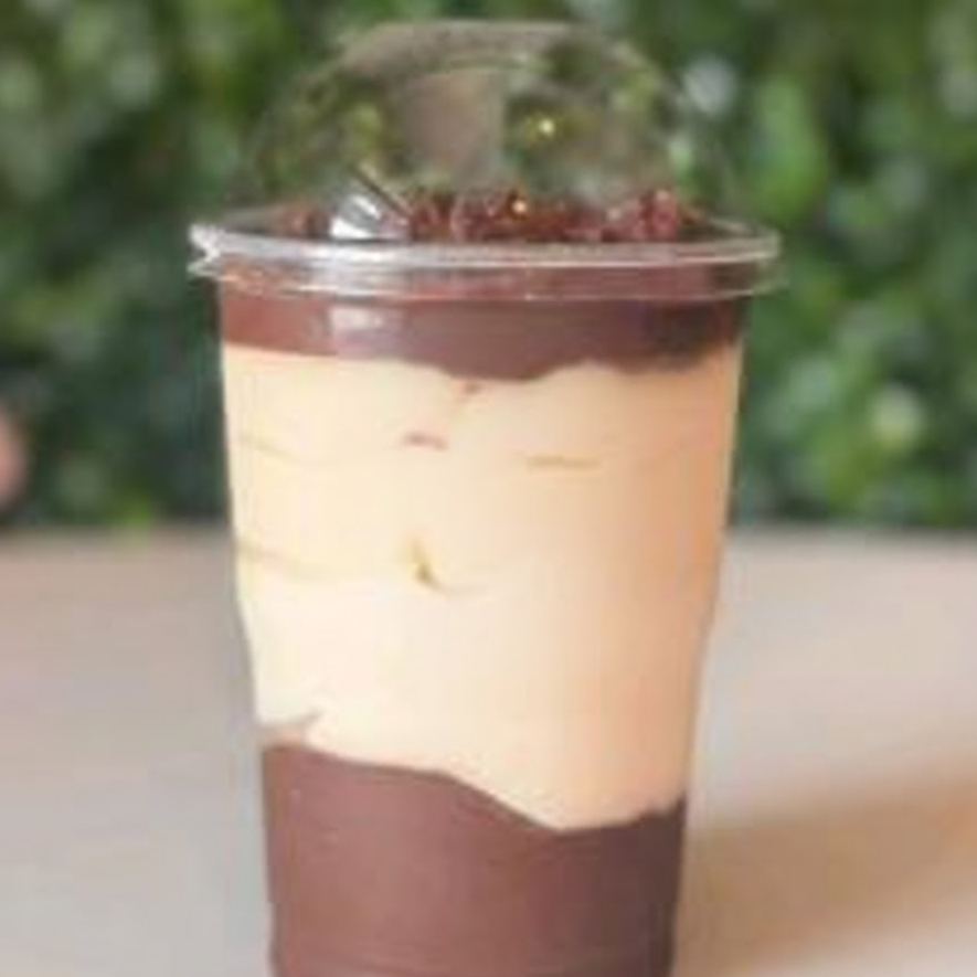 Recheado com mousse de Ninho, recheio de Ninho e um brigadeiro cremoso delicioso!