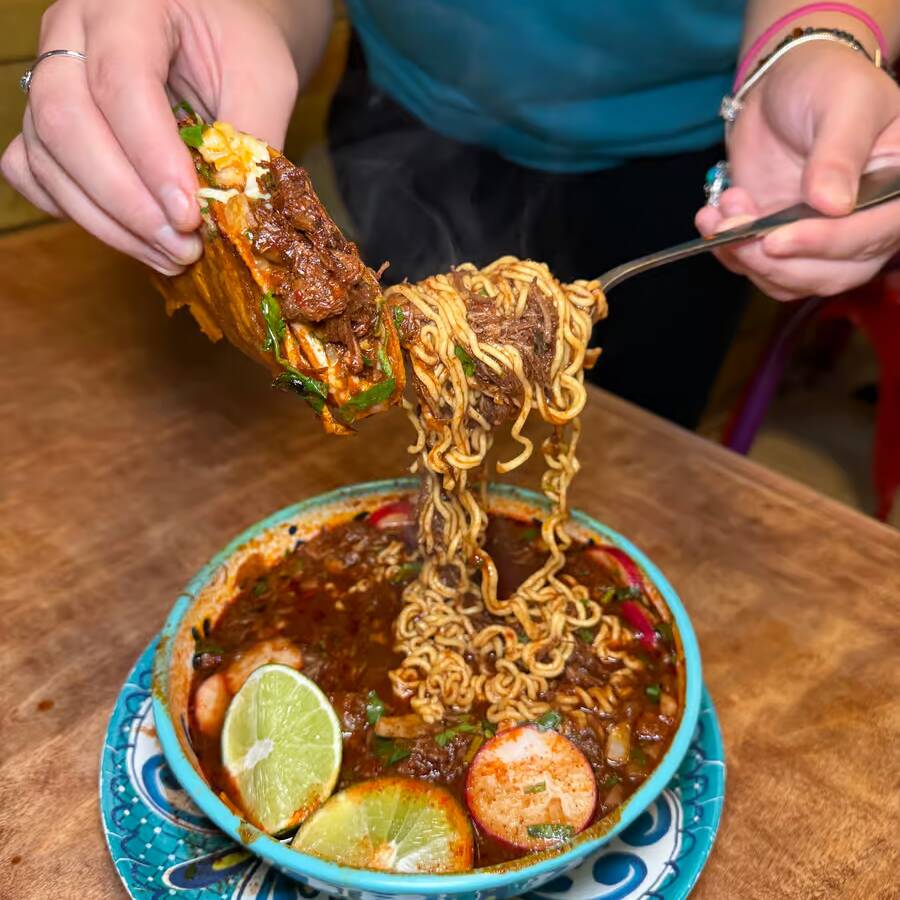 Birriamen y Tacos
