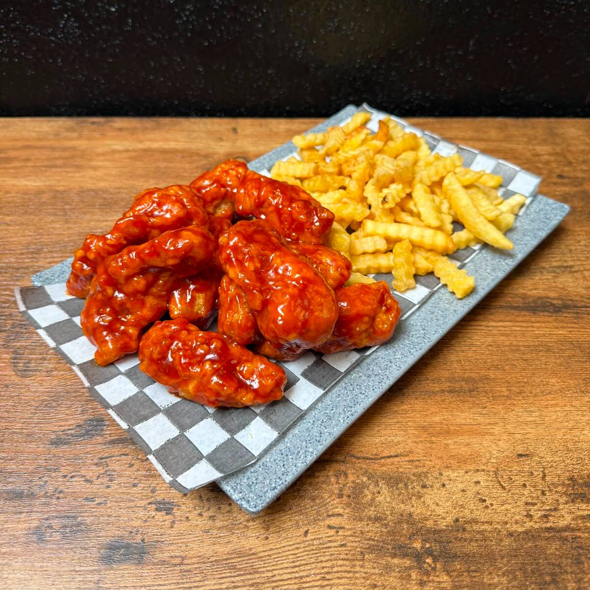 Combo Pa Uno Solo Solito 10 Alitas con Papas