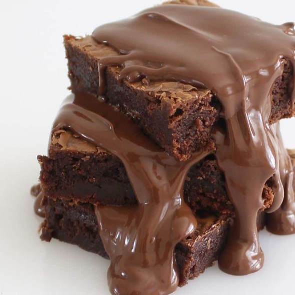 Brownie con Crema de Avellenas