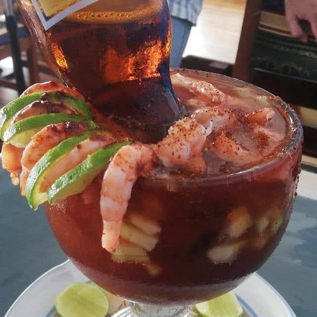 Volteada con Camarones