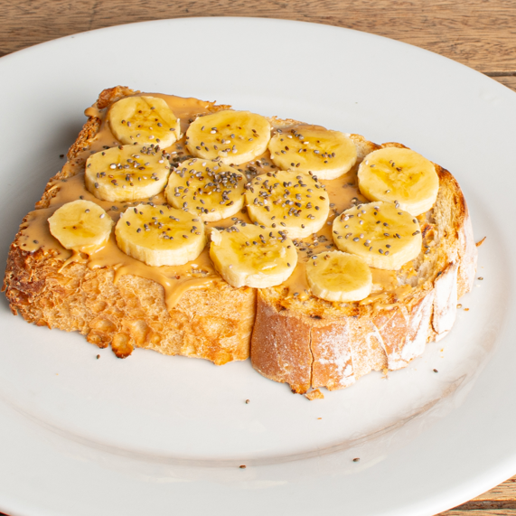 Tosta de Mantequilla de Maní y Banano