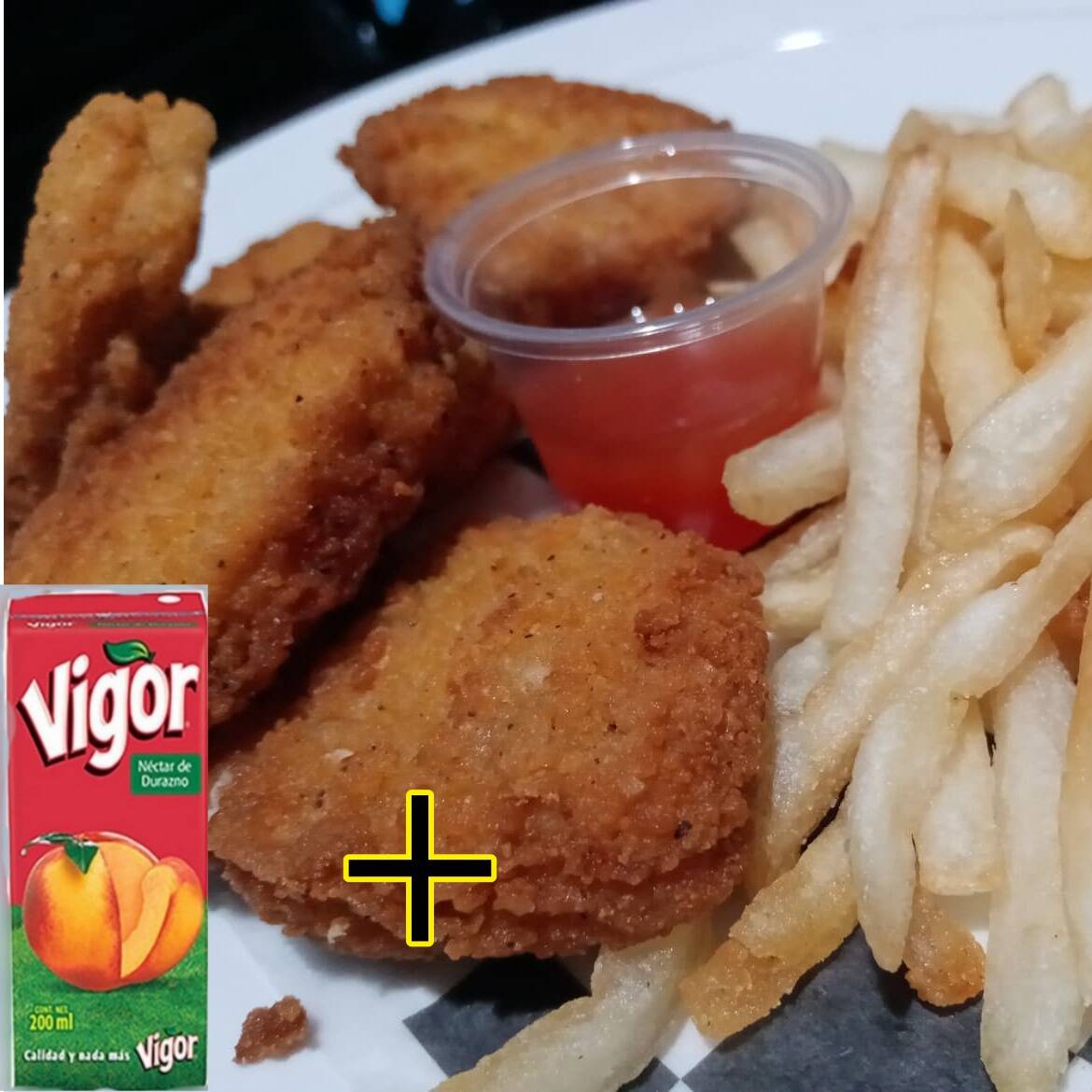 Nuggets, Papas, Juguito