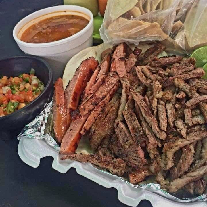 Para 6 Personas (2 Papas con Carne)
