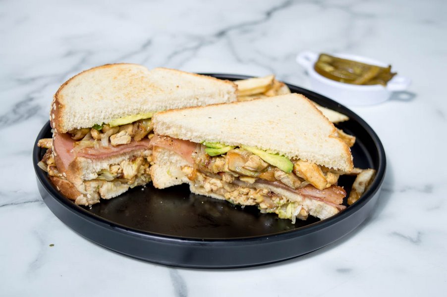 Sándwich de pollo