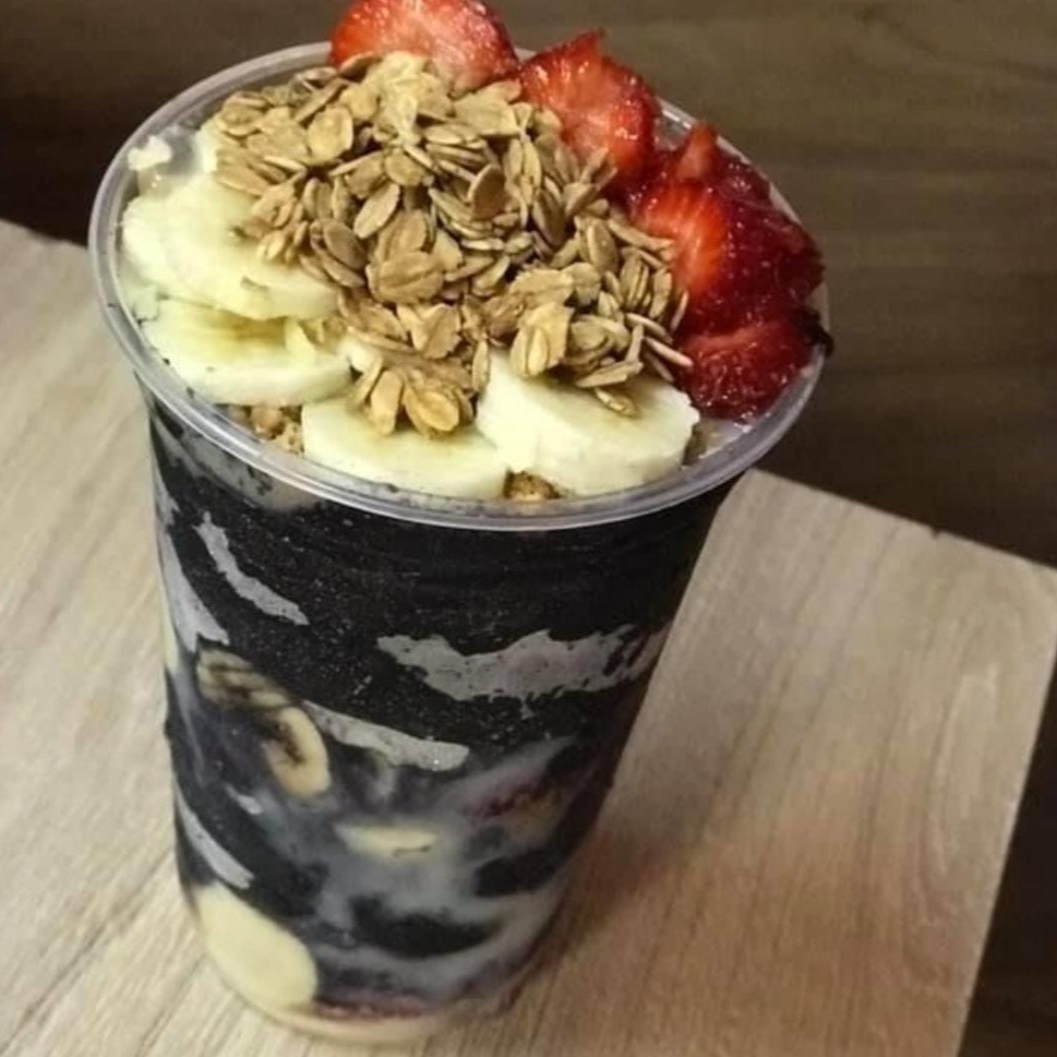 Um Delicioso Açaí de 700ml para você saborear com adicionais de ótima qualidade