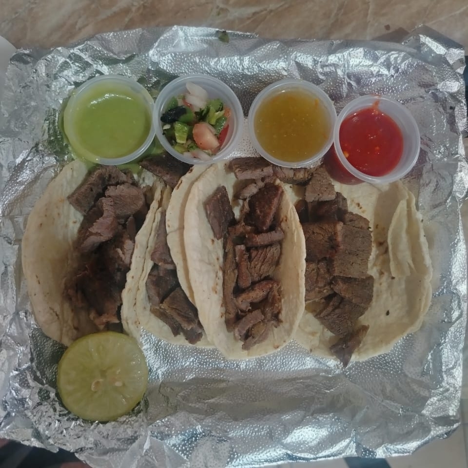 Tacos de Carne Asada