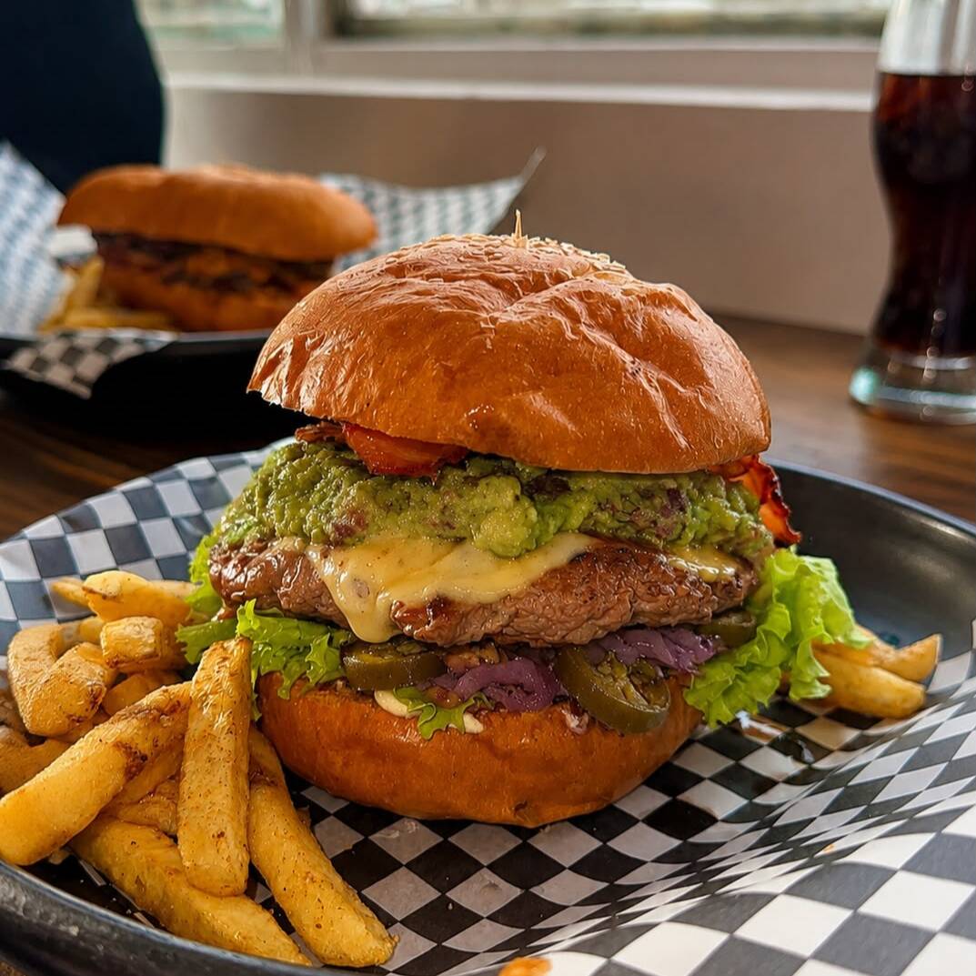 Burger - Chicharrón