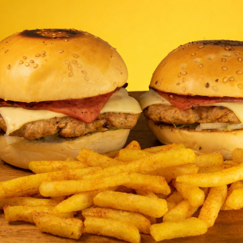 2x1 Burger Clasica + Papas Fritas