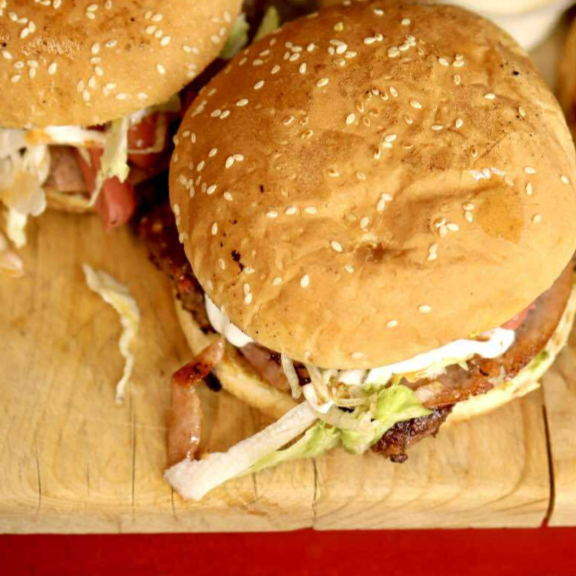 HAMBURGUESA ESPECIAL