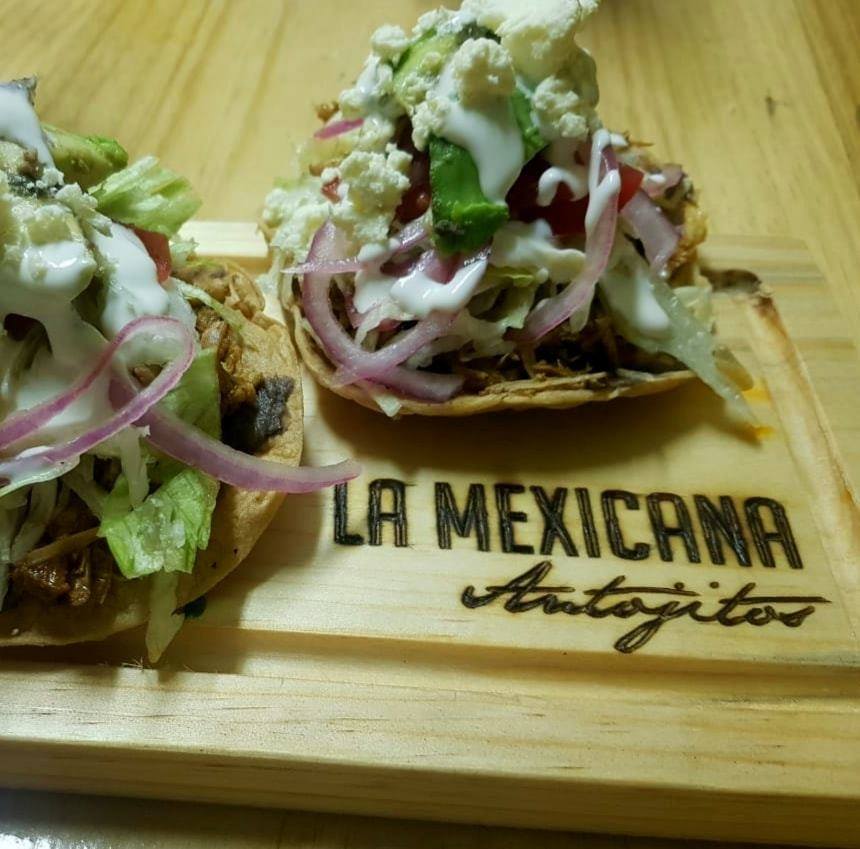 La Mexicana Antojitos