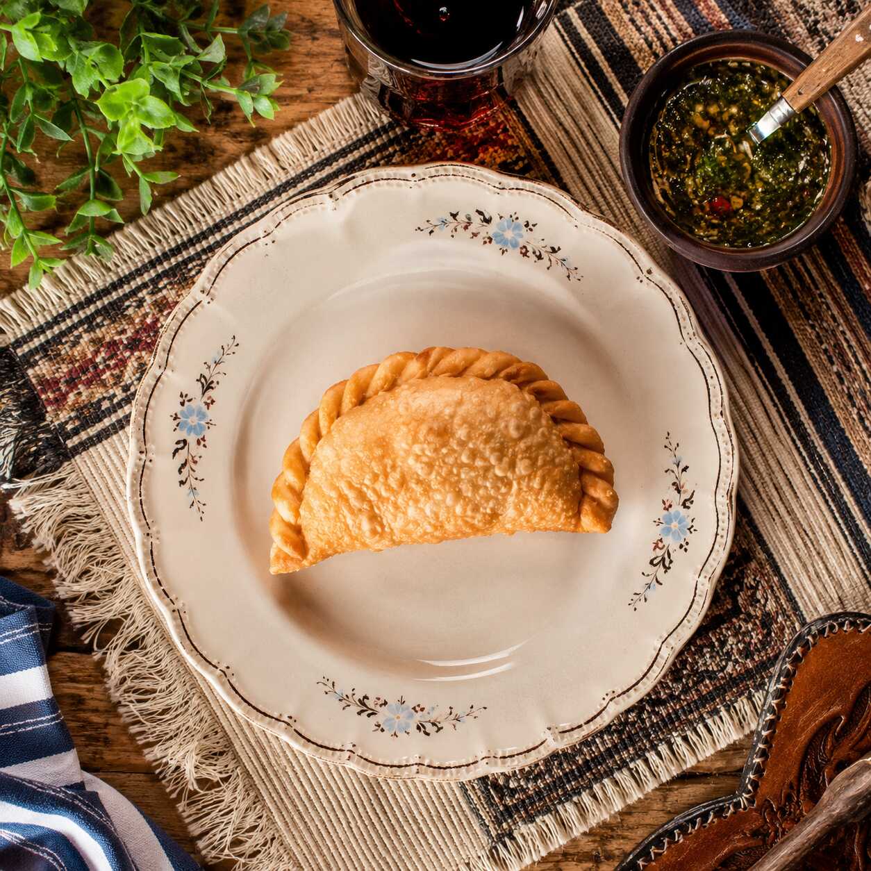 Empanada de Jamón y Queso
