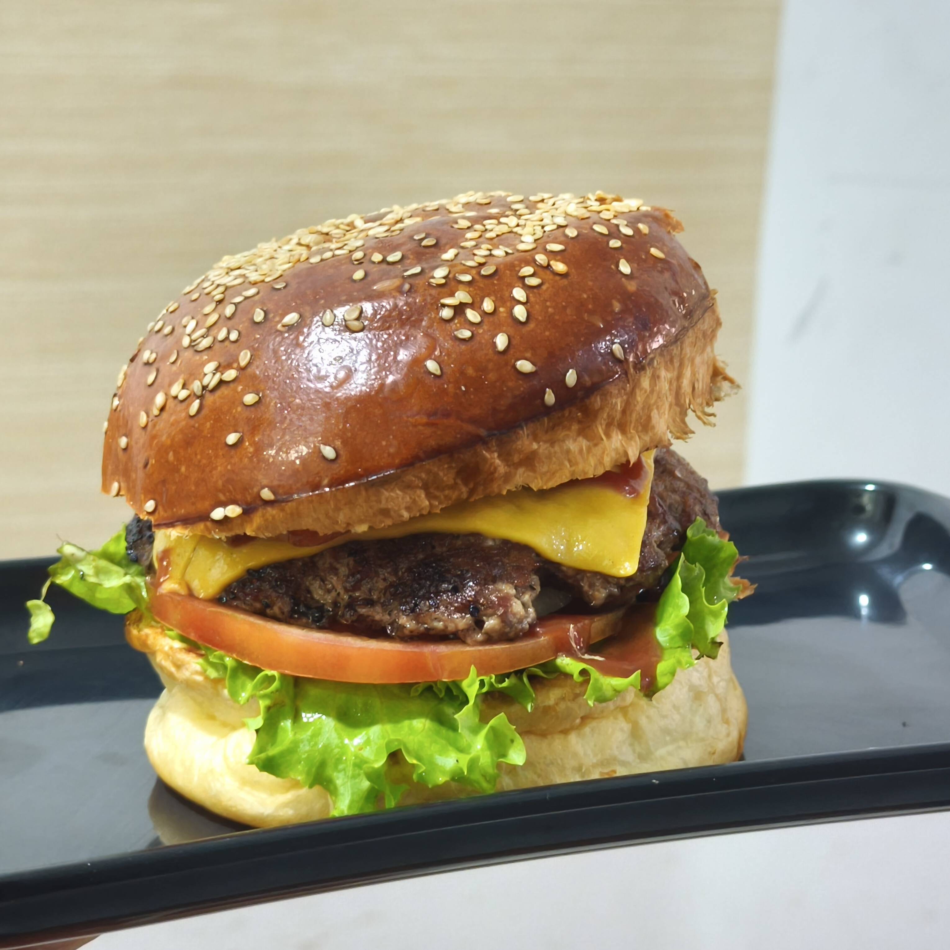 Hamburguesa Sencilla con Queso y Tocineta