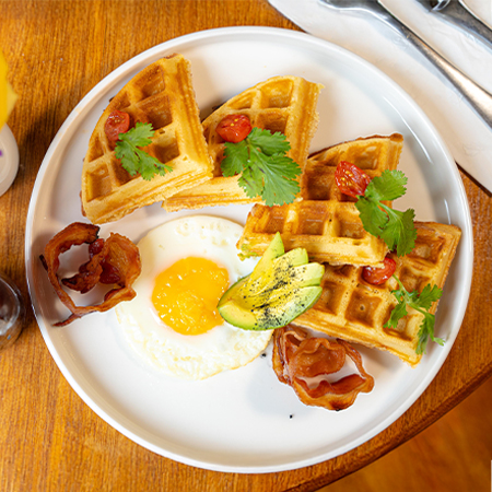 Waffles y Tocino