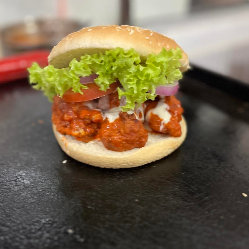 Combo Hamburguesa Boneles Bañados en Salsa