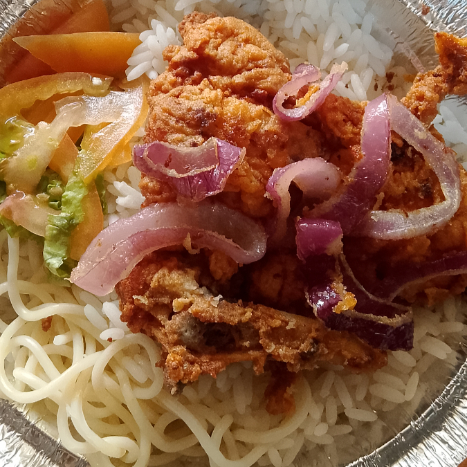 arroz, feijão, macarrão, salada, farofa,