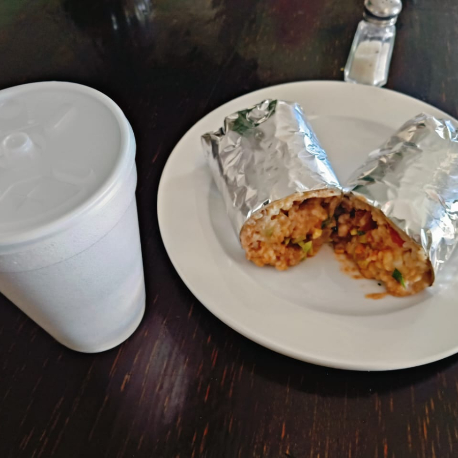 Super Burrito Pastor/ Agua del Dia