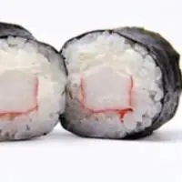 Alga, arroz, kani, cream cheese e cebolinha.