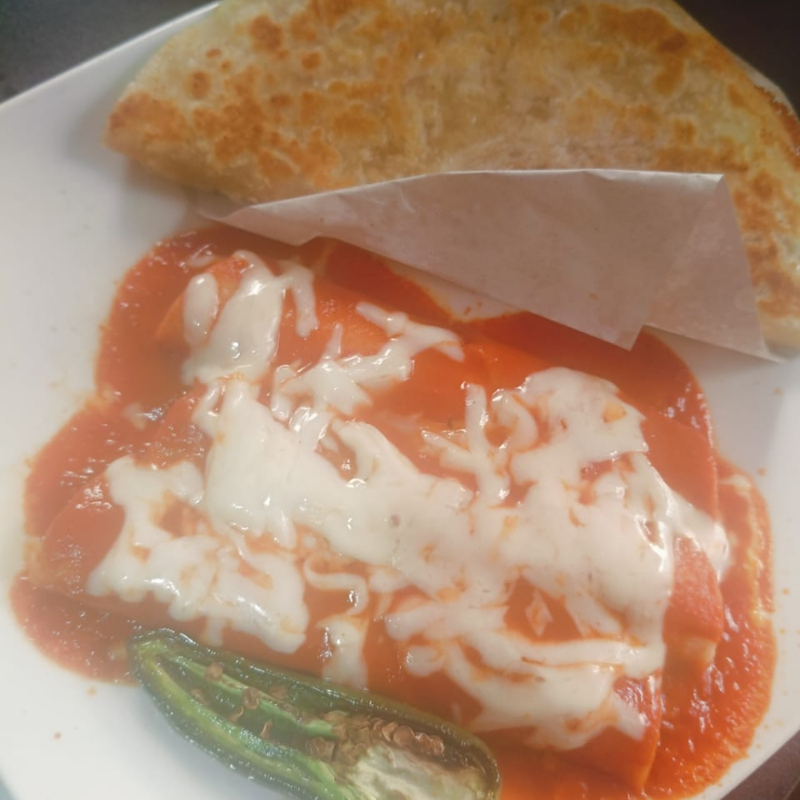 COMBO 3 ENCHILADAS Y QUESADILLA