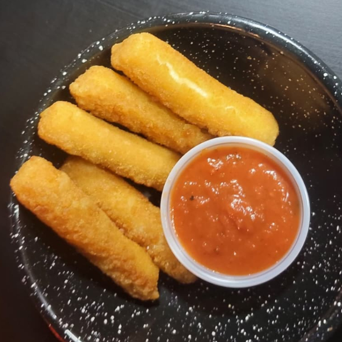 DEDOS DE QUESO + PORCION DE PAPAS A LA FRANCESA