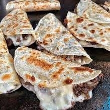 Quesadilla de harina de pastor