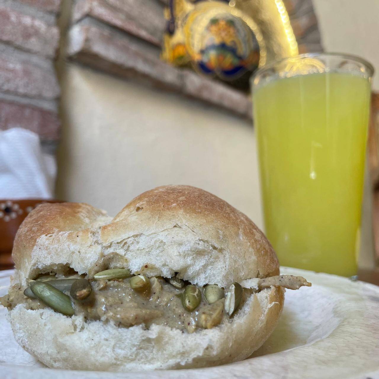 Torta Pipián Verde + Bebida