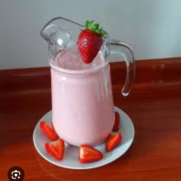 Jugo de fresa con leche