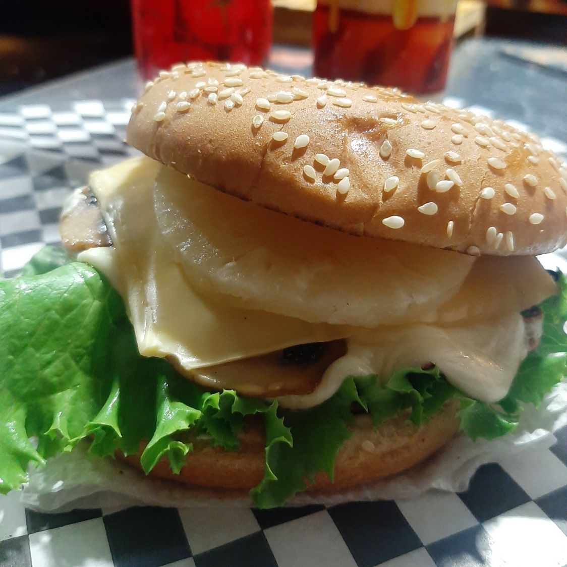 Hamburguesa Super Saiyajin Fase 2 💥