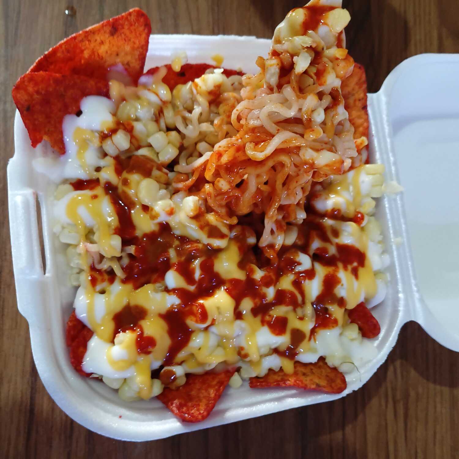Charolita de Elote + Maruchan