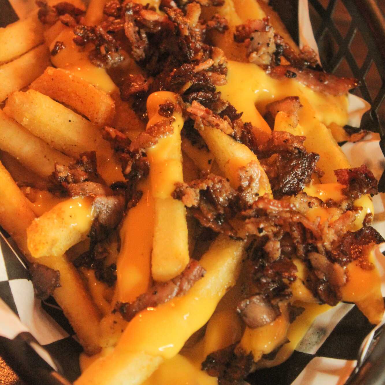 Papas con queso y tocino