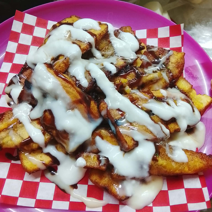 CENA TRADICIONAL (tostadas + Platanos Fritos )