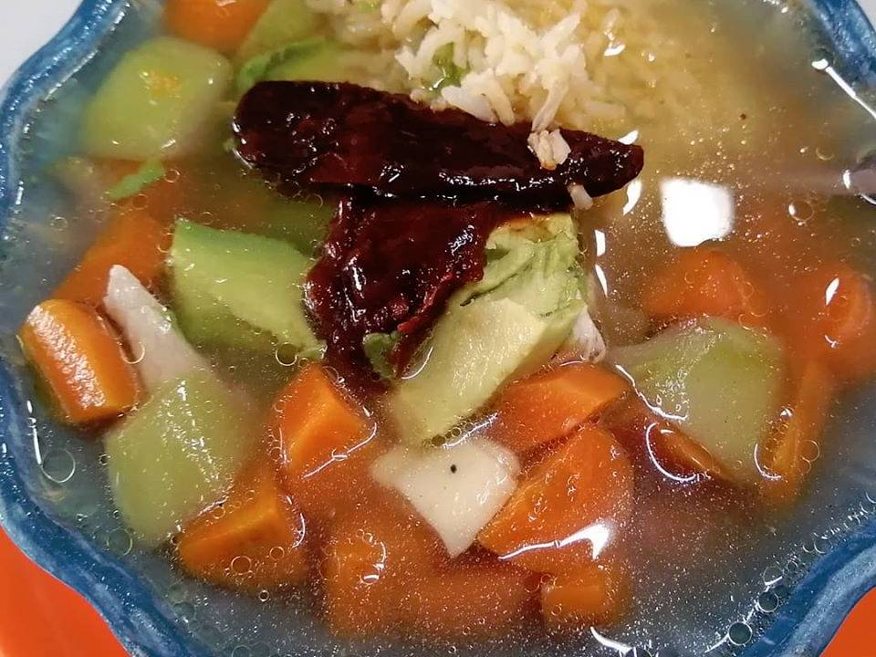 Caldo Tlalpeño 1/2 Litro