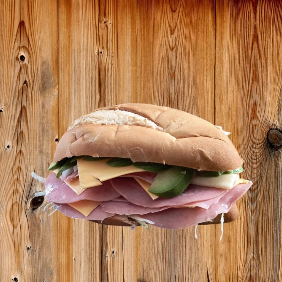 Torta de carnes frías