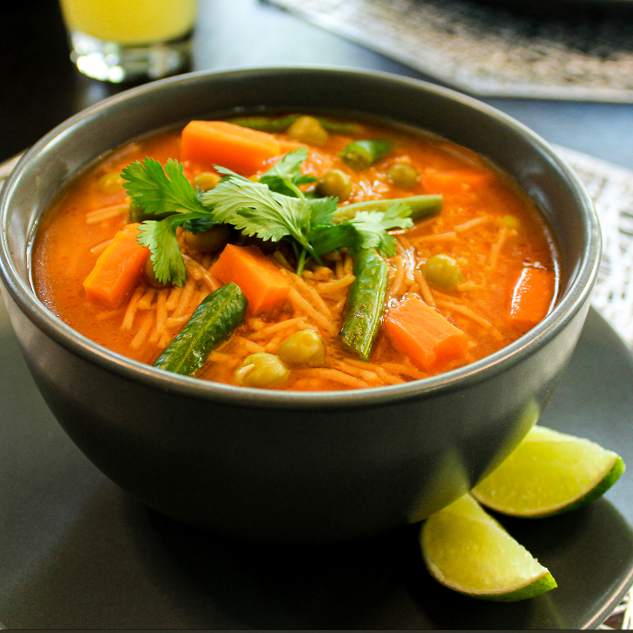 SOPA DE FIDEOS