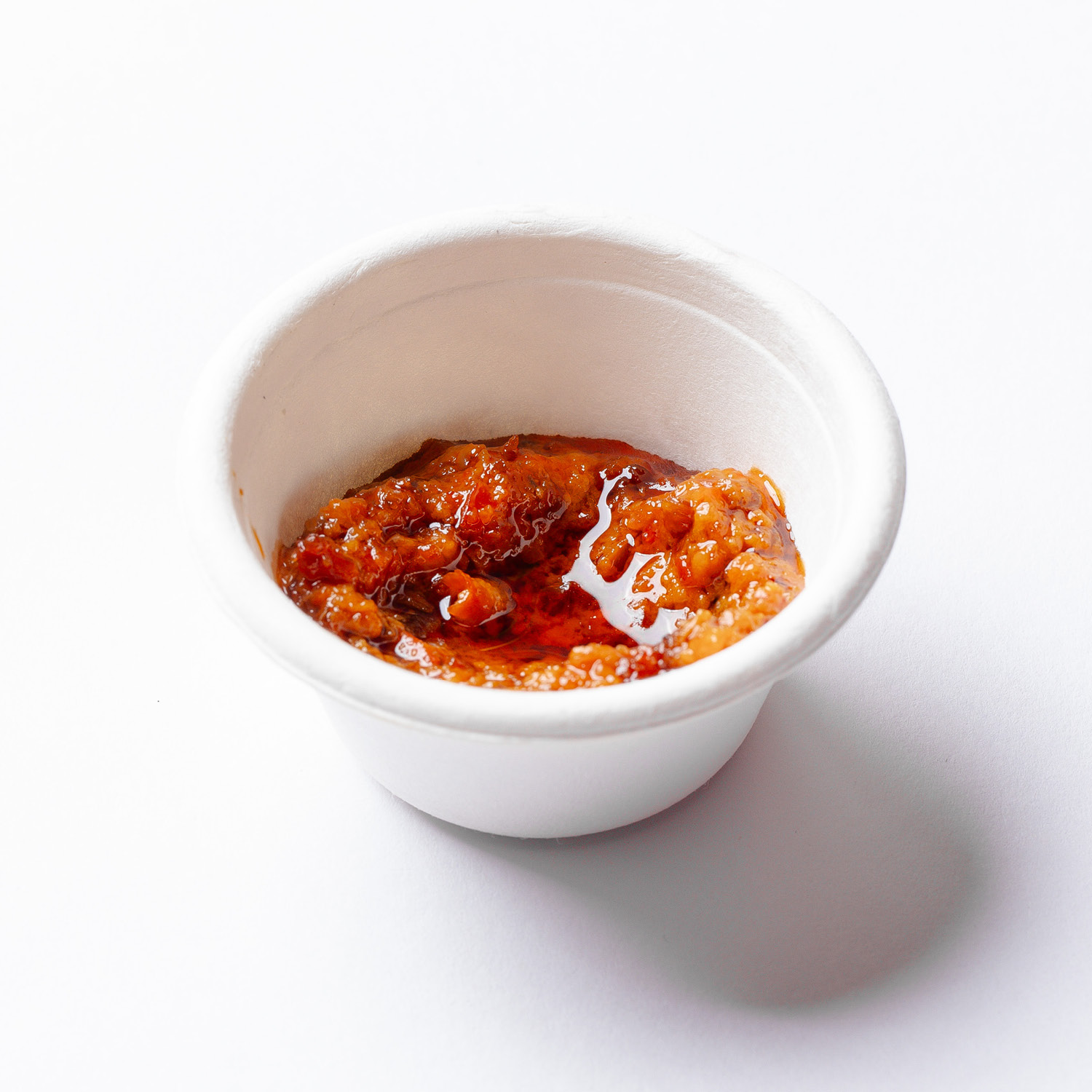 PASTA MAGREBINA LEVEMENTE PICANTE DE PIMENTÃO VERMELHO E PIMENTAS. VEGANO.