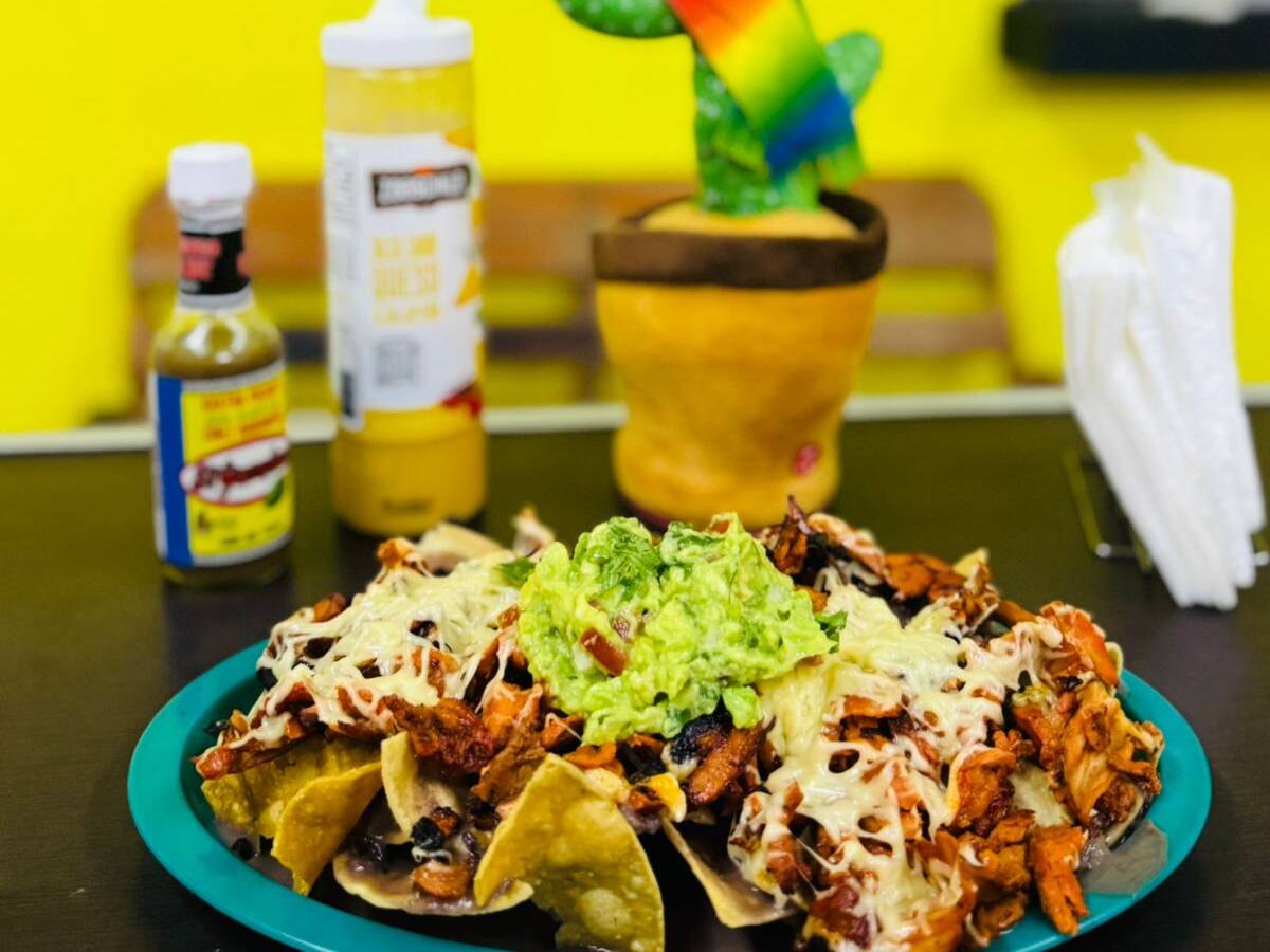 Los Nopalitos