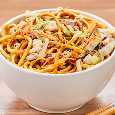 Legumes ao molho shoyu, especiarias orientais, e óleo de gergelim torrado. Porção individual 450g