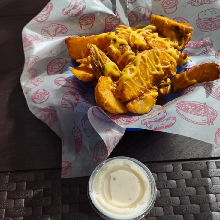Orden papas a la francesa o papas gajo