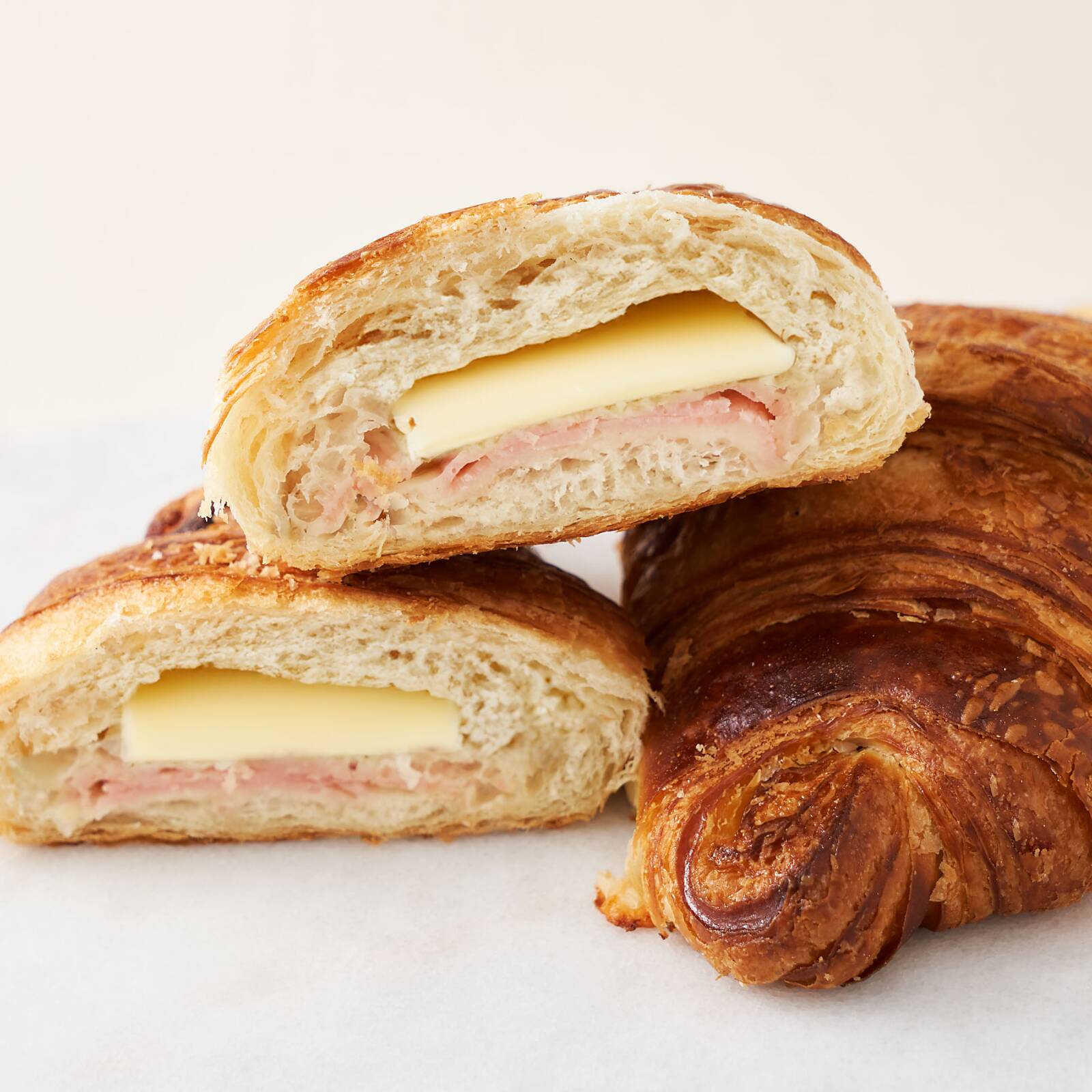 Croissant de Jamón y Queso