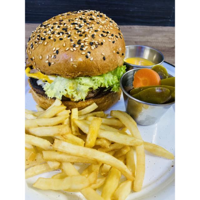 CRISBURGER
